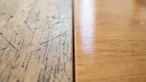 szlifowanie i lakierowanie deski barlineckiej